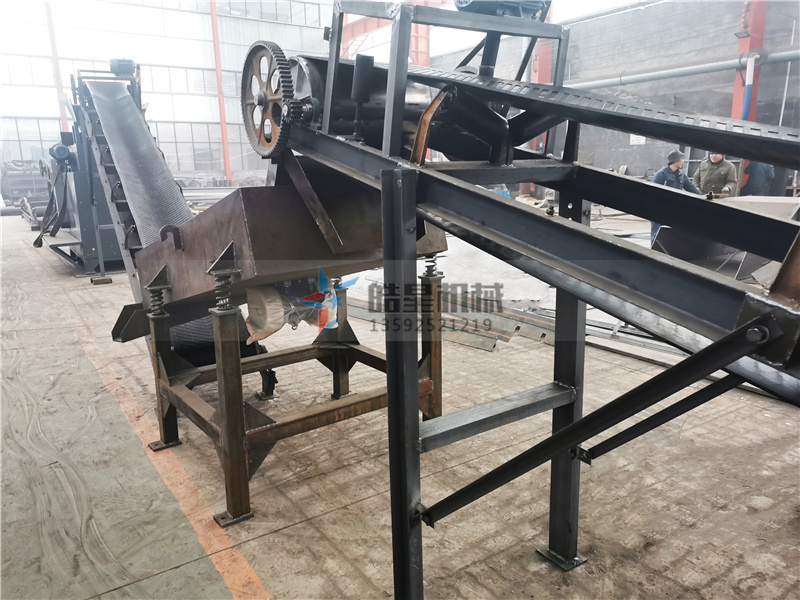 廢鋼破碎機(jī)設(shè)備生產(chǎn)線解決了物料亂、難分揀的問題？